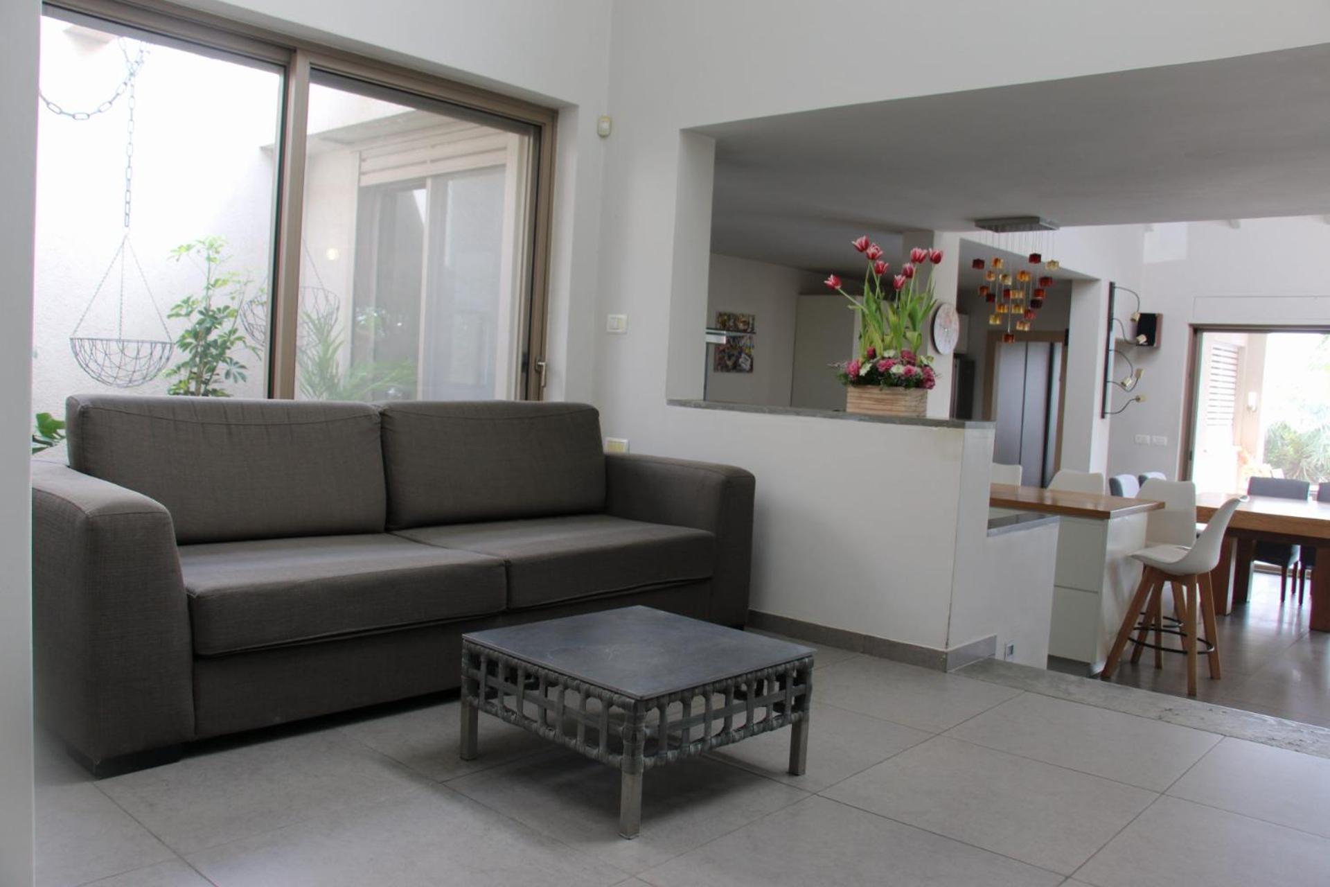 Villa קשת בענן à Modiin Extérieur photo